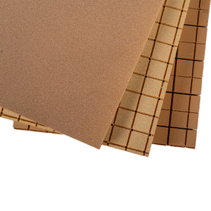 P200 Painel de espuma de PVC com superfície perfurada de precisão | Padrão de furo de 5 mm