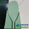 Close-updetail van de kern van een enkele kajakpeddel, met een soepele CNC-bewerking en de rigide microcellulaire structuur van PVC-schuim.