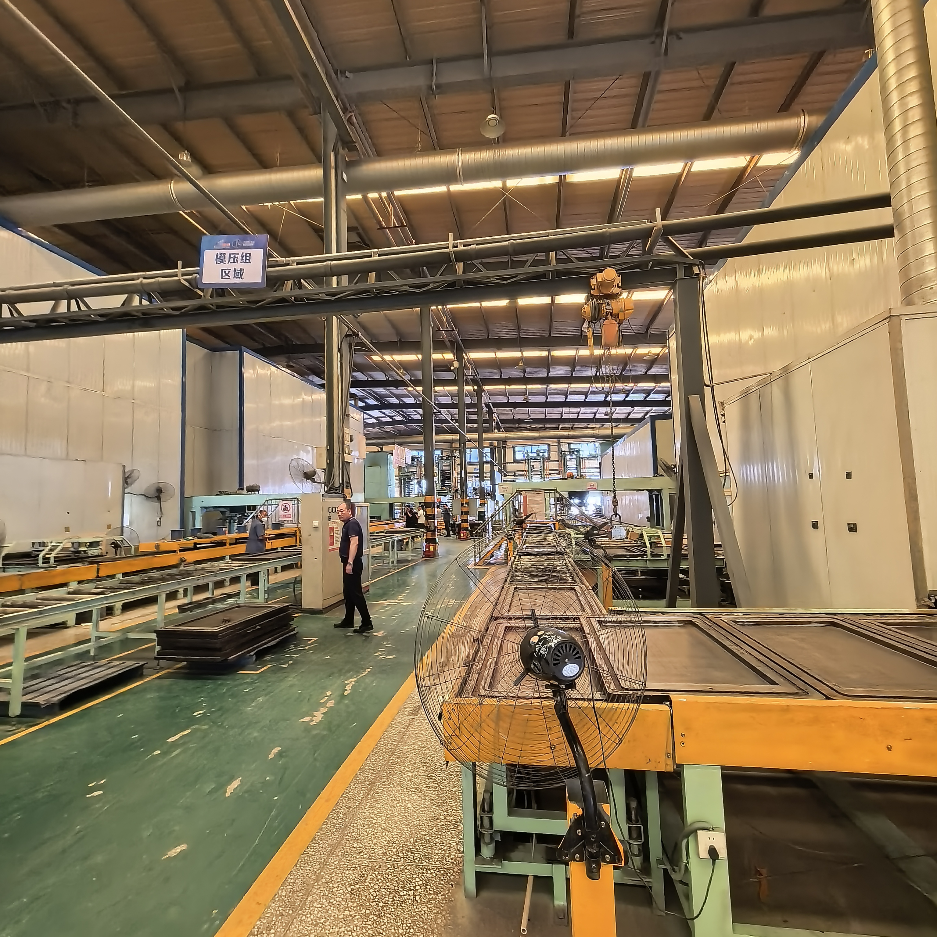 20-Schicht-Formpresse