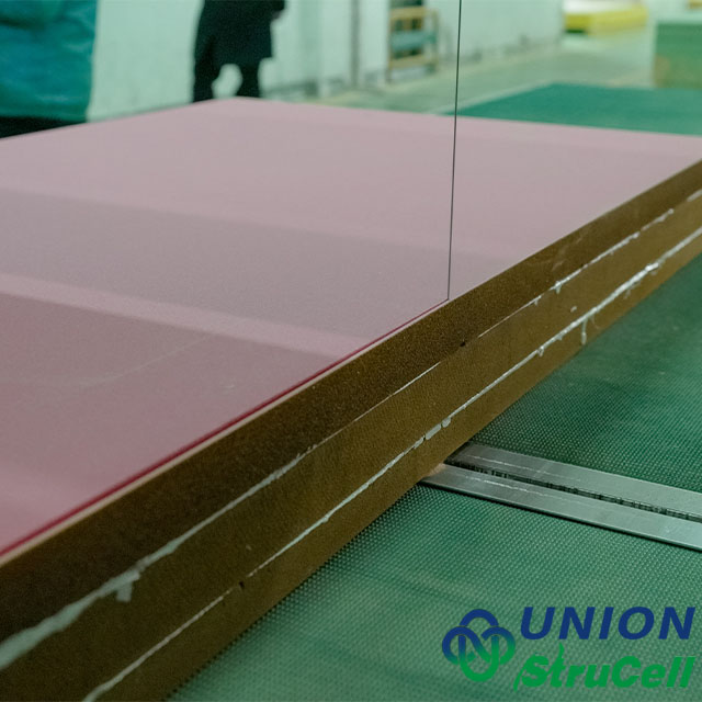 P100 PVC 구조용 폼 코어 (밀도: 100kg/m&sup3;, 두께: 1-70mm &plusmn;0.2mm)