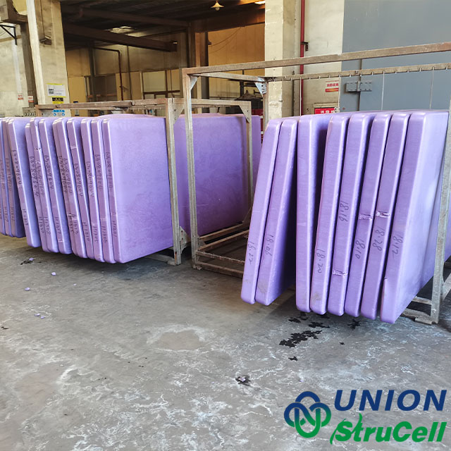 معتمد من DNV GL StruCell&reg; P45 اللب الأساسي من رغوة PVC