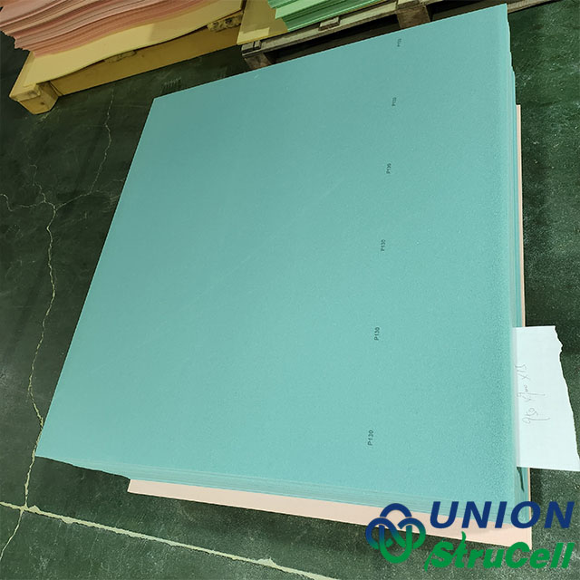자동차 대시보드를 위한 매끄러운 마감 처리된 CNC 컷 P130 구조적 폼 코어