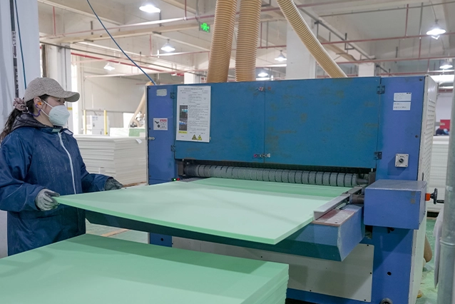 Ingenier&iacute;a de precisi&oacute;n y control de calidad en la fabricaci&oacute;n de n&uacute;cleo de espuma de PVC estructurales en la f&aacute;brica certificada ISO de UNION .